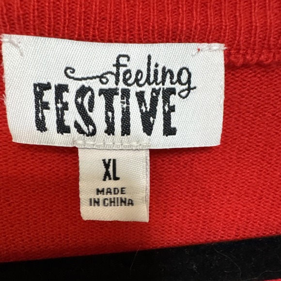 Feeling Festive XL Ugly Christmas Sweater Garland Presents Penguin Sleeves EUC - Picture 3 of 8